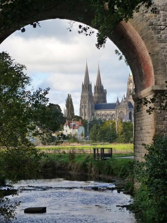 Bed and Breakfast Le Petit Matin Bayeux Exterior foto